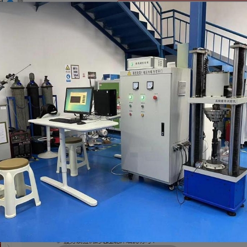 0磁式剪切扭轉(zhuǎn)疲勞試驗機1.png